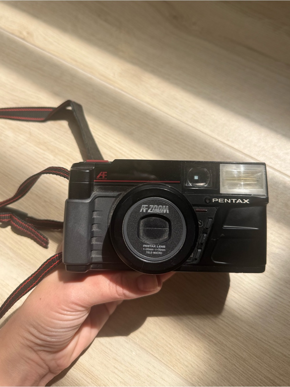 Untested Pentax Black Compact Film Camera with Flash